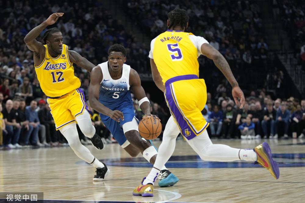 场上决策为 场上决策为