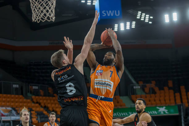 豪门陷入困 豪门陷入困